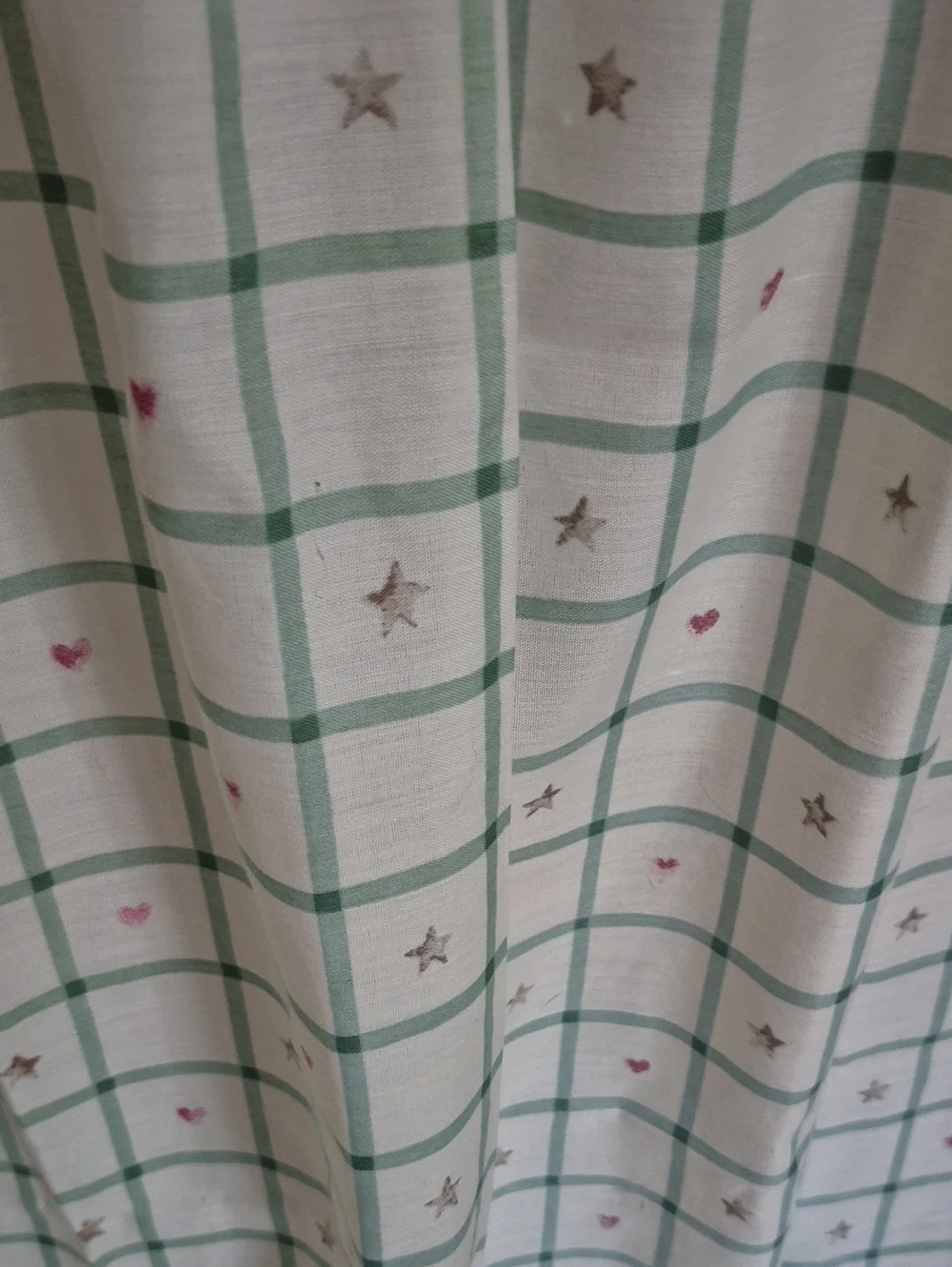Two Country Heart Print Curtain Panels in Green and Pink 28x37 (56x37)